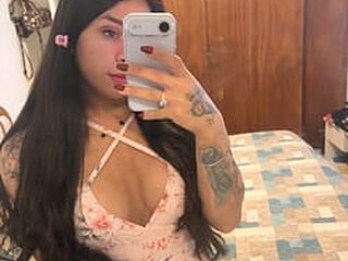 Melissa Dias 25